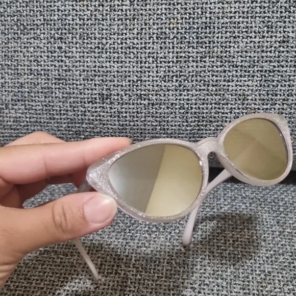 ASOS Cateye Sunglasses Gray/Glitter - Picture 4 of 6